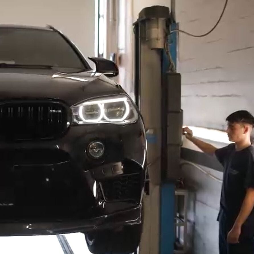 Auto Reparatur